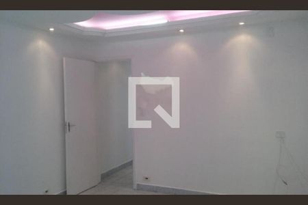 Casa à venda com 3 quartos, 113m² em Jardim Piqueroby, São Paulo