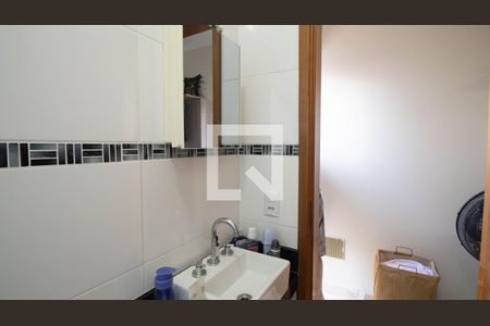 Banheiro da Suíte 1 de casa de condomínio à venda com 2 quartos, 65m² em Vila Gustavo, São Paulo