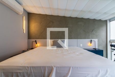 Suíte de apartamento à venda com 2 quartos, 153m² em Campo Belo, São Paulo