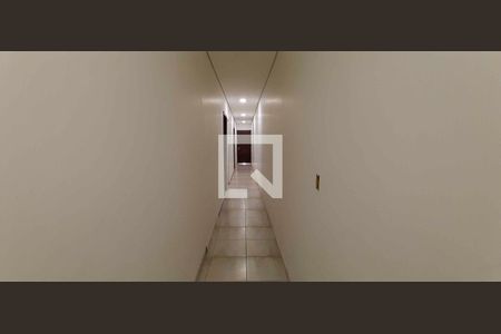 Corredor dos Quartos de casa à venda com 2 quartos, 90m² em Bandeiras, Osasco