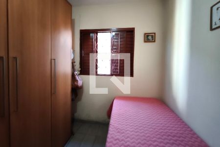 Quarto 2 de casa à venda com 2 quartos, 180m² em Vila Orozimbo Maia, Campinas