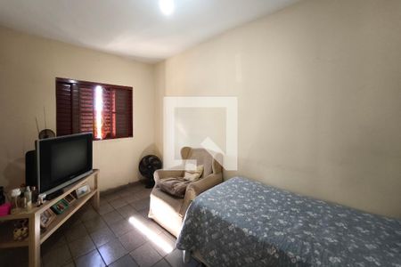 Quarto 1 de casa à venda com 2 quartos, 180m² em Vila Orozimbo Maia, Campinas