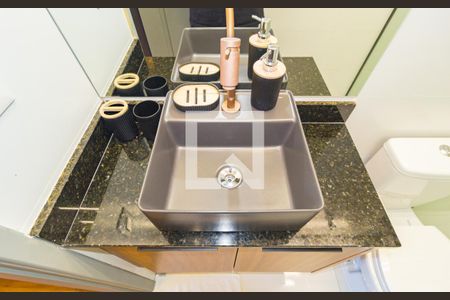 Detalhe - Banheiro de kitnet/studio para alugar com 1 quarto, 27m² em Vila Invernada, São Paulo