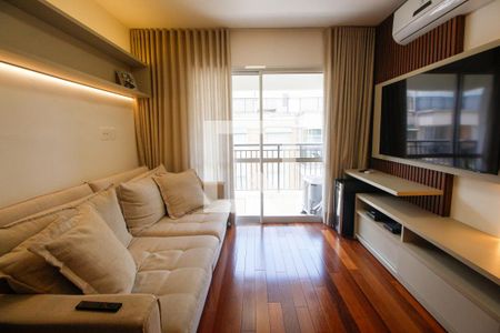 Sala  de apartamento para alugar com 2 quartos, 83m² em Jardim Leonor, São Paulo