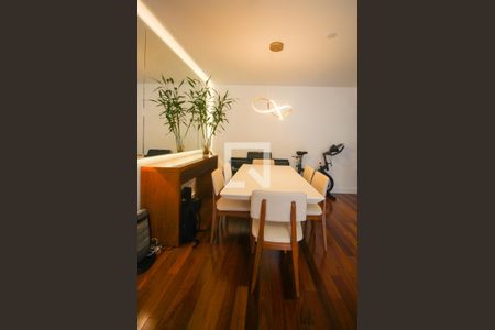 Sala  de apartamento para alugar com 2 quartos, 83m² em Jardim Leonor, São Paulo