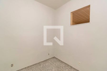 Casa frente - Quarto 2 de casa à venda com 3 quartos, 240m² em Brás de Pina, Rio de Janeiro