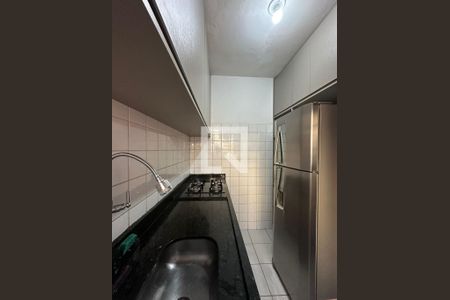 Cozinha de apartamento à venda com 2 quartos, 64m² em Califórnia, Belo Horizonte