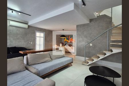 Sala de casa de condomínio à venda com 3 quartos, 200m² em Recreio dos Bandeirantes, Rio de Janeiro