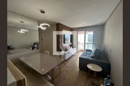 Sala  de apartamento à venda com 2 quartos, 58m² em Jardim Vila Galvao, Guarulhos