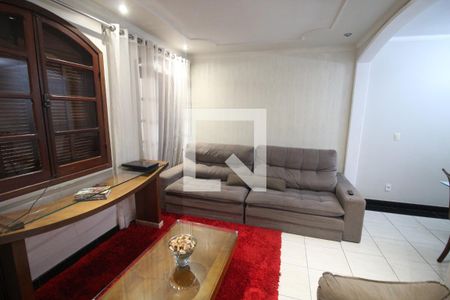 Sala 2 de casa à venda com 4 quartos, 237m² em Tirol (barreiro), Contagem