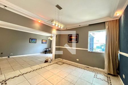 Sala de casa à venda com 5 quartos, 300m² em Parque Jabaquara, São Paulo