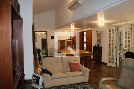 Sala de casa de condomínio para alugar com 5 quartos, 750m² em Chácara Eliana, Cotia