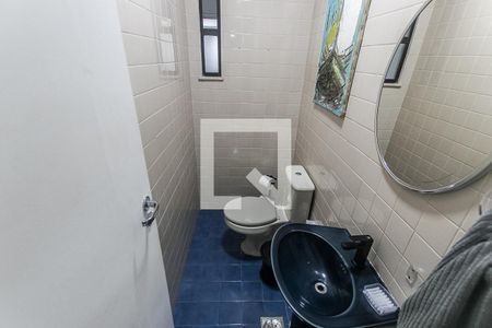 Lavabo de casa de condomínio para alugar com 3 quartos, 200m² em Piatã, Salvador