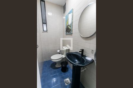 Lavabo de casa de condomínio para alugar com 3 quartos, 200m² em Piatã, Salvador