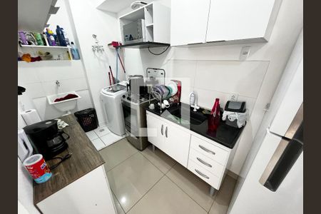 Cozinha  de apartamento à venda com 2 quartos, 35m² em Vila Barbosa, São Paulo