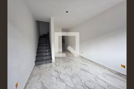Casa à venda com 2 quartos, 67m² em Vila Siria, São Paulo