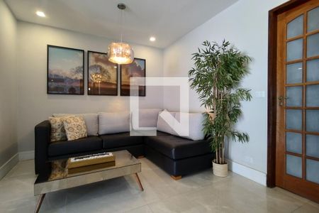 Sala de casa de condomínio à venda com 4 quartos, 480m² em Jacarepaguá, Rio de Janeiro