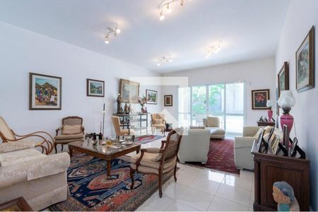 Casa à venda com 4 quartos, 613m² em Jardim Leonor, São Paulo