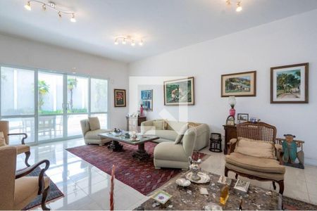 Casa à venda com 4 quartos, 613m² em Jardim Leonor, São Paulo