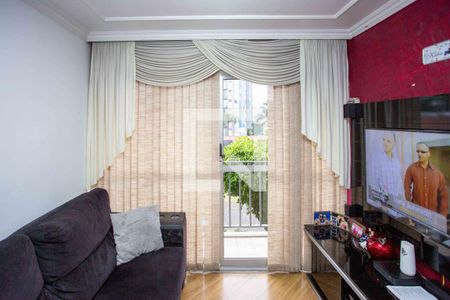 Sala de apartamento à venda com 2 quartos, 56m² em Taboão, Diadema