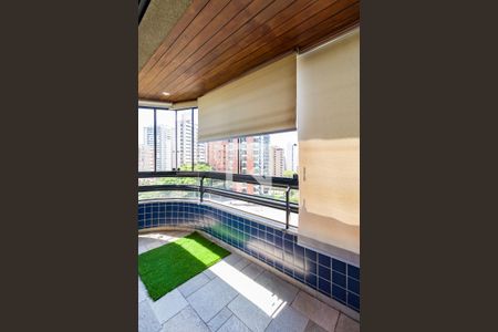 Apartamento à venda com 3 quartos, 160m² em Vila Suzana, São Paulo