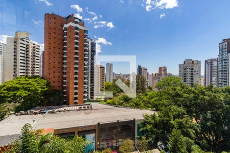 Apartamento à venda com 3 quartos, 160m² em Vila Suzana, São Paulo