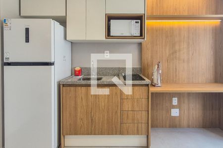 Sala e Cozinha de apartamento para alugar com 1 quarto, 25m² em Vila Butantã, São Paulo