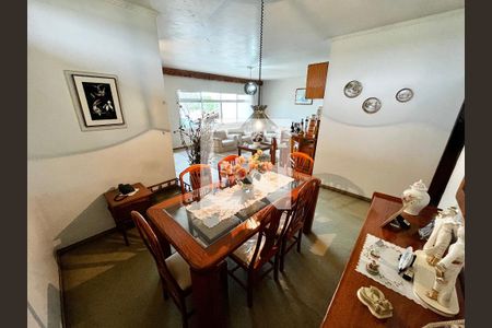 Sala de casa para alugar com 3 quartos, 225m² em Vila Ester (zona Norte), São Paulo