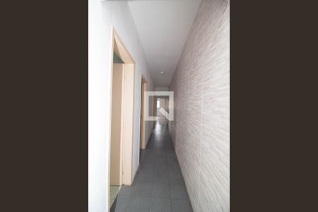 Corredor de casa à venda com 2 quartos, 193m² em Vila Rosalia, Guarulhos