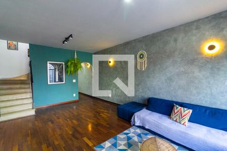 Sala de casa para alugar com 3 quartos, 140m² em Jardim Consorcio, São Paulo