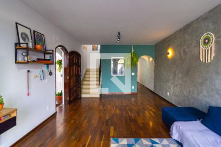 Sala de casa para alugar com 3 quartos, 140m² em Jardim Consorcio, São Paulo