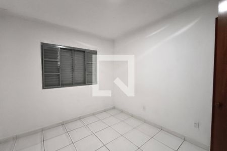 Quarto 1 de casa para alugar com 3 quartos, 1m² em Jardim Eulina, Campinas