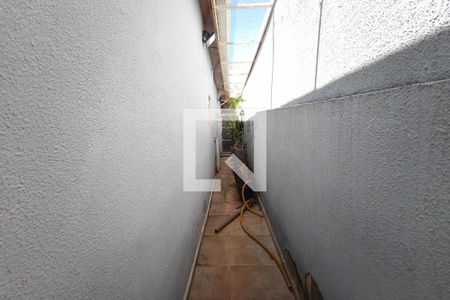 Corredor - Quintal de casa à venda com 2 quartos, 120m² em Vila Padre Manoel de Nobrega, Campinas