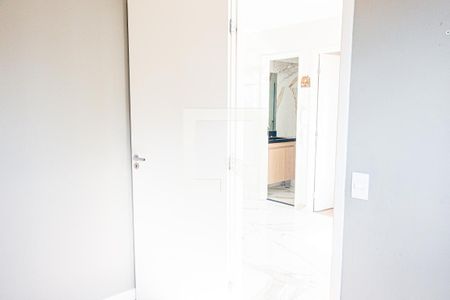 Quarto 2 de apartamento para alugar com 2 quartos, 34m² em Campo Grande, São Paulo