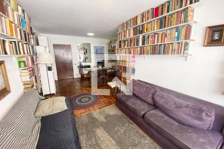 Sala de estar de apartamento à venda com 3 quartos, 105m² em Perdizes, São Paulo