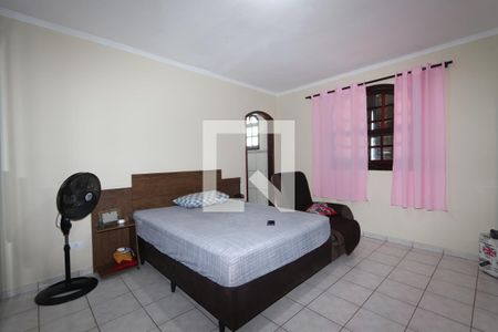 Suíte de casa para alugar com 3 quartos, 209m² em Vila Alpina, São Paulo