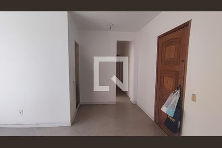 Sala  de apartamento para alugar com 2 quartos, 54m² em Pechincha, Rio de Janeiro