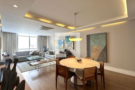 Sala de apartamento à venda com 3 quartos, 137m² em Ipanema, Rio de Janeiro
