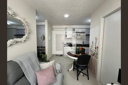 Sala/Cozinha de apartamento para alugar com 2 quartos, 36m² em Várzea da Barra Funda, São Paulo