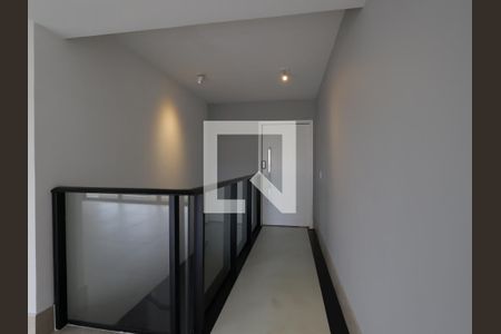 Hall de entrada de apartamento à venda com 2 quartos, 140m² em Vila Progredior, São Paulo