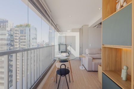 Varanda de apartamento à venda com 1 quarto, 44m² em Pinheiros, São Paulo