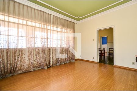 Sala  de casa à venda com 5 quartos, 300m² em Renascença, Belo Horizonte