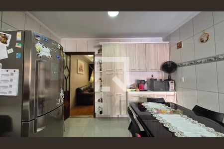 Cozinha de casa à venda com 3 quartos, 240m² em Vila Camilópolis, Santo André