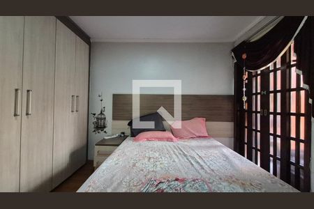 Suíte de casa à venda com 3 quartos, 240m² em Vila Camilópolis, Santo André