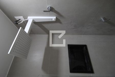 Banheiro Social de kitnet/studio para alugar com 1 quarto, 25m² em Vila Olímpia, São Paulo