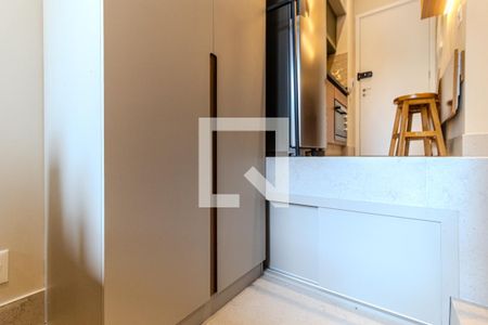 Armários de apartamento à venda com 1 quarto, 28m² em Higienópolis, São Paulo