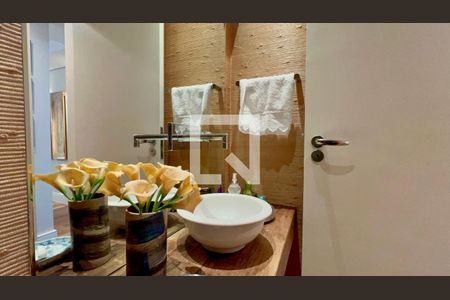 Lavabo de apartamento para alugar com 3 quartos, 226m² em Jardim Paulista, São Paulo