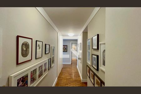 Corredor de apartamento para alugar com 3 quartos, 226m² em Jardim Paulista, São Paulo