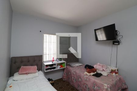 Quarto de casa para alugar com 4 quartos, 250m² em Jardim Santa Teresinha, São Paulo