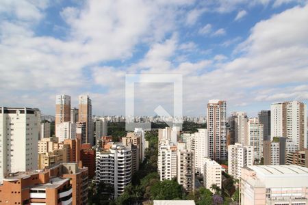 Vista de apartamento à venda com 3 quartos, 141m² em Indianópolis, São Paulo